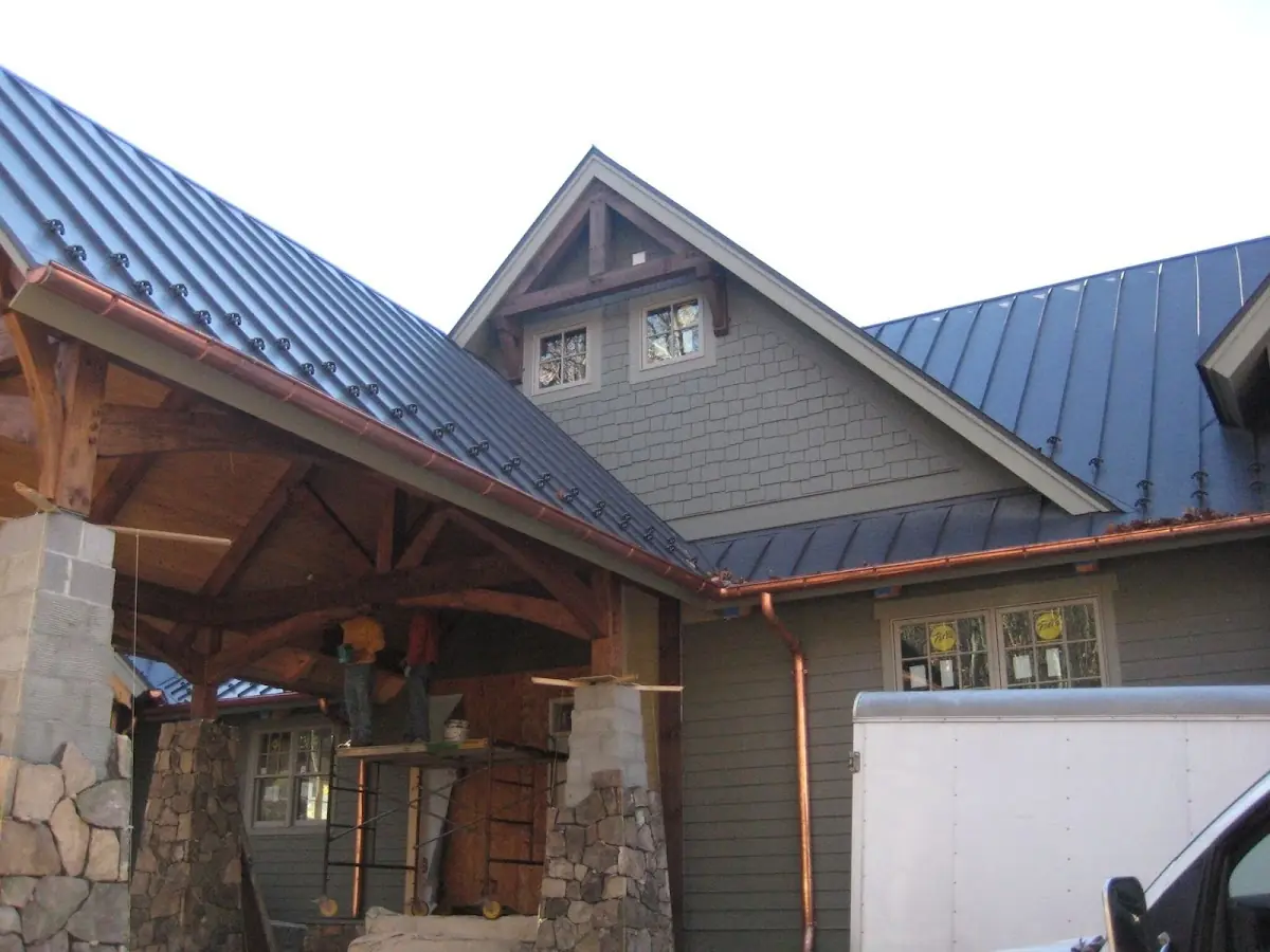 Craftsman Roofing team delivering quality roofing work in Priceville